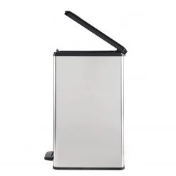 Curver Poubelle Alcantara - Matière plastique - Argenté / Noir - Hauteur : 61 cm 10 Curver Poubelle Alcantara - Matière plastique - Argenté / Noir - Hauteur : 61 cm -Poubelles de cuisine Soldes Magasin 1000150487 181219 06535100134 GALLERYIMAGES P000000001000150487