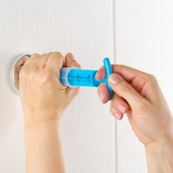 WENKO Miroir anti-buée Vacuum-Loc Quadro - acrylonitrile-butadiène-styrène (ABS) - Chrome -Poubelles de cuisine Soldes Magasin 1000181452 190716 12364800087 MOOD DETAILS P000000001000181452 mood